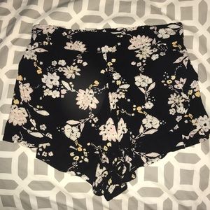 Floral Flowy Shorts